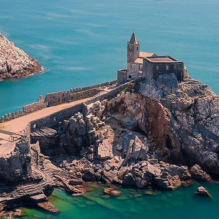 Готель Le Finestre Veneris Портовенере Екстер'єр фото